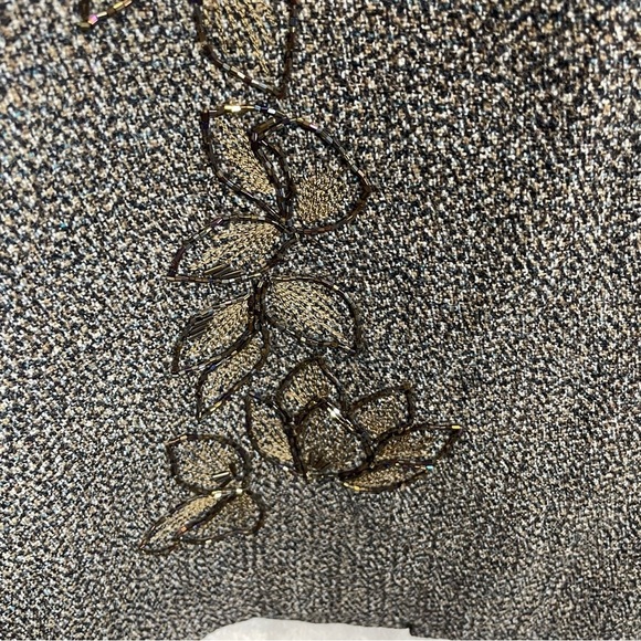 Nine West woman’s wool pencil skirt embellished beaded size 14 business casual - Picture 3 of 9